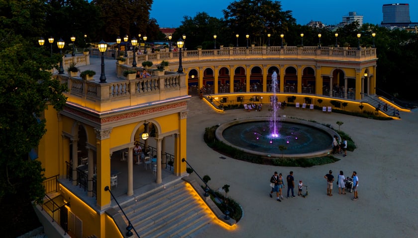 Bastion Sakwowy we Wrocławiu - iluminacja