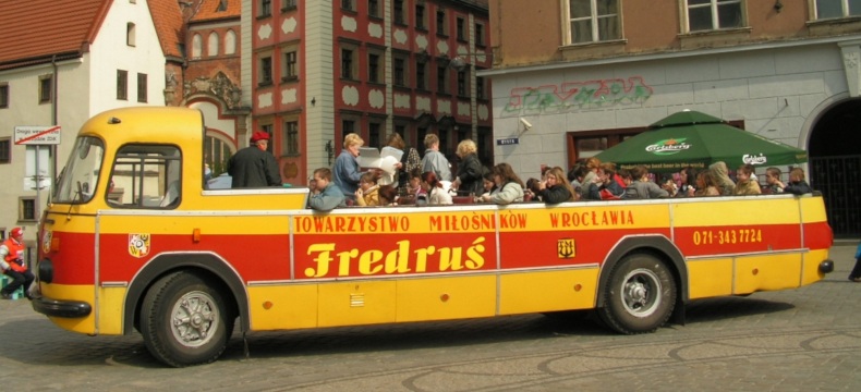 autobus Fredruś