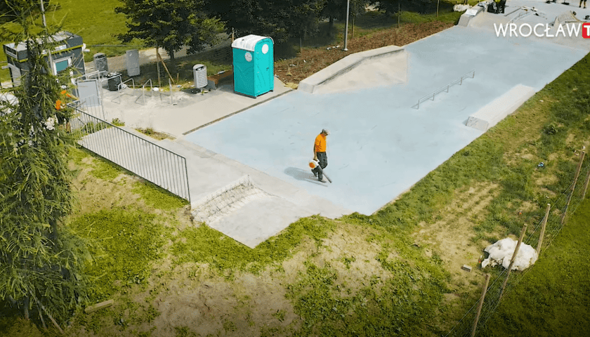 Skatepark Wielka Wyspa powstaje na Bartoszowicach