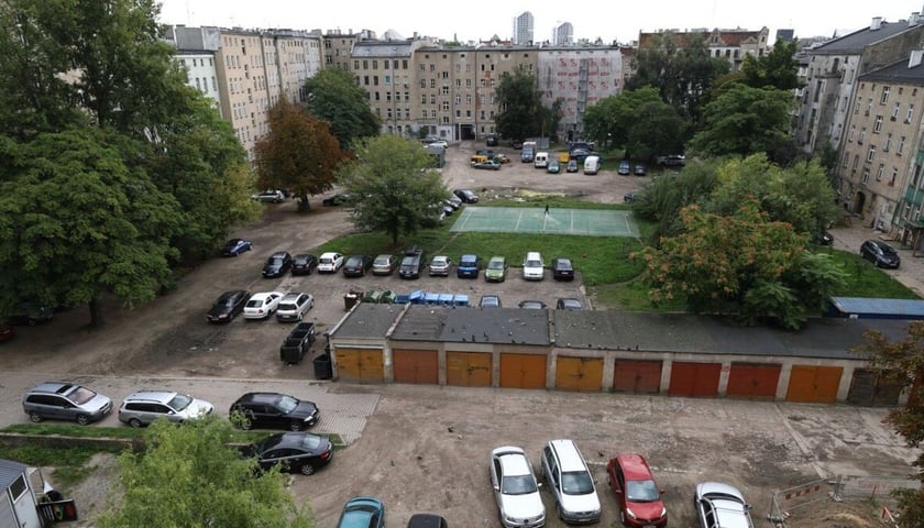 Podwórko przy ul. Górnickiego