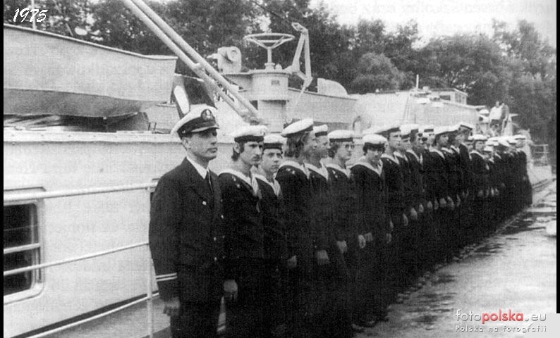 Archiwalne zdjęcia z historii Technikum Żeglugi Śródlądowej we Wrocławiu