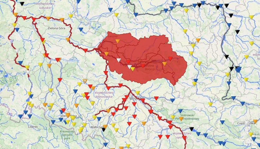 <p>Mapa z ostrzeżeniami hydrologicznymi</p>