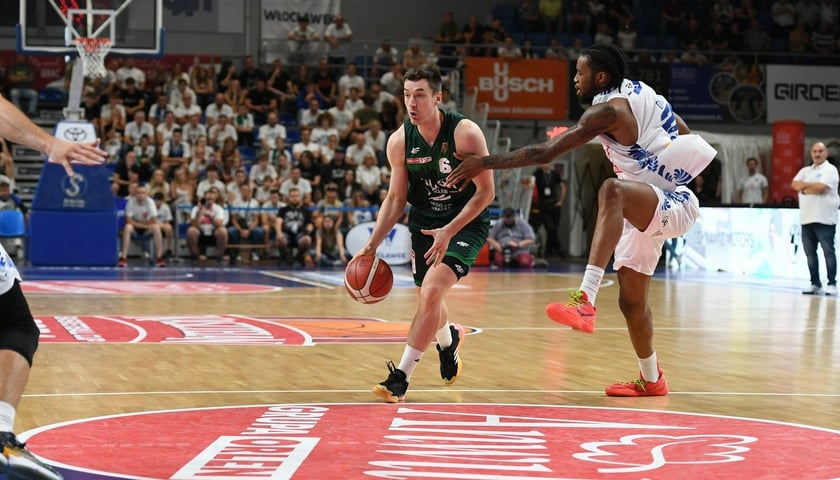 Daniel Gołębiowski w sparingu z Anwilem