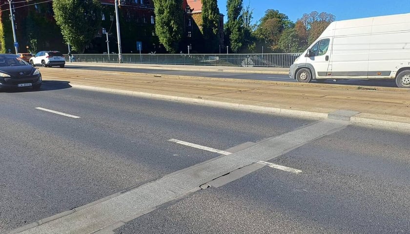 dylatacje na moście Pokoju