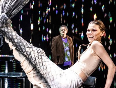 Scena ze spektaklu „Syrena. Anatomia miłości”