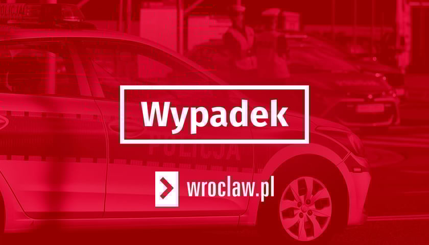 Czerwona plansza z napisem "Wypadek"