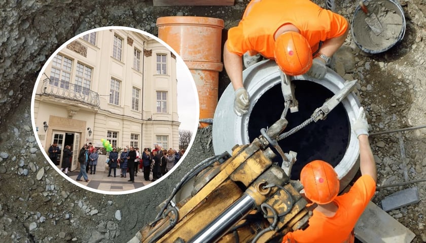 Grupa ludzi stojąca przed zamkiem na Leśnicy oraz dwóch robotników i rury kanalizacyjne (zdjęcie ilustracyjne)