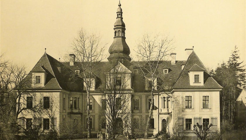 Nieistniejący Pałac w Brochowie. Rok 1900. Zdjęcie archiwalne