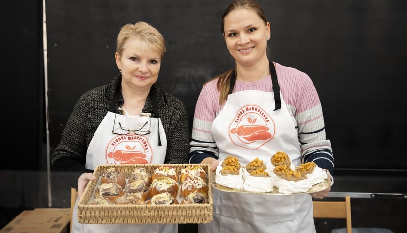 Festiwal Kupuj Świadomie w Czasoprzestrzeni (Zajezdnia Dąbie), czyli moda, kosmetyki, słodkości i rośliny do kupienia