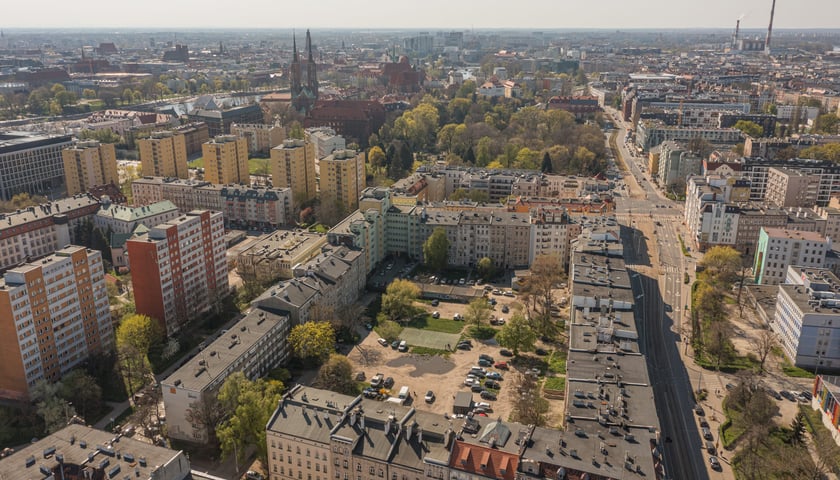 Panorama Wrocławia, widok z drona. Zdjęcie ilustracyjne