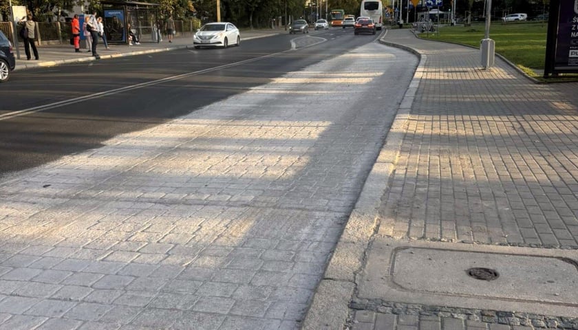 Zatoka autobusowa na ul. Borowskiej