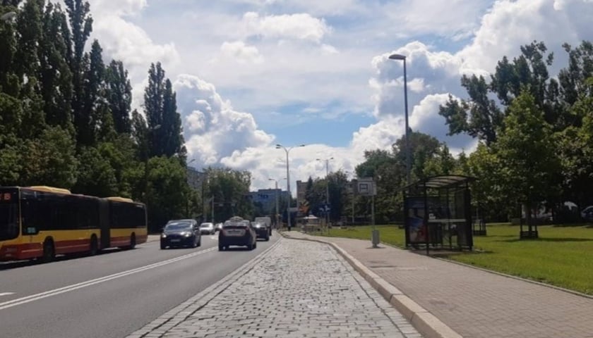 Zatoka autobusowa na ul. Borowskiej