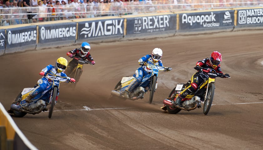 Mecz żużlowy na Stadionie Olimpijskim we Wrocławiu.