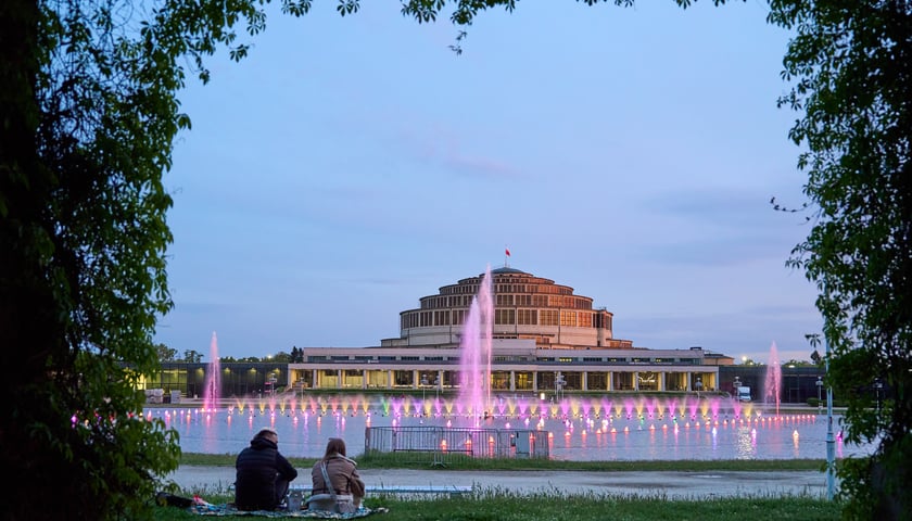 Fontanna Multimedialna przy Hali Stulecia we Wrocławiu.