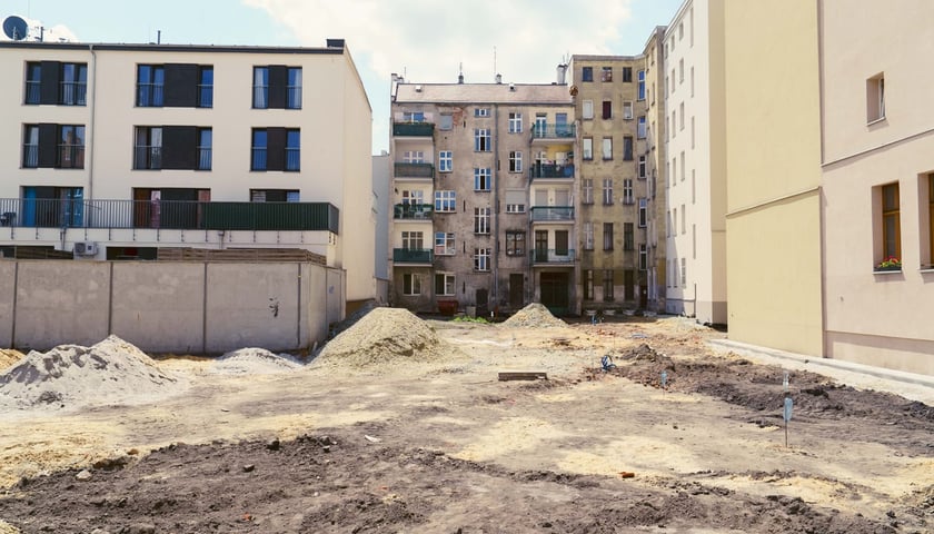 Remont na podwórku im. Wszystkich Mieszkańców, lipiec 2024.