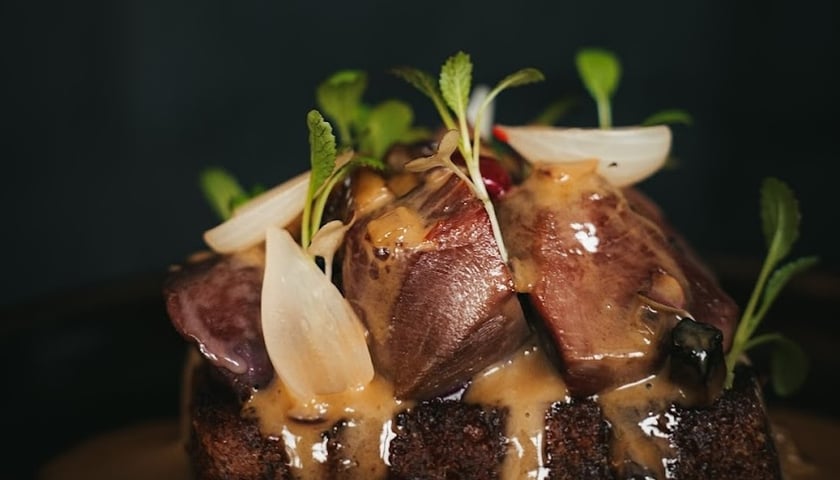 Danie z gęsiną w Restauracji Tarasowej