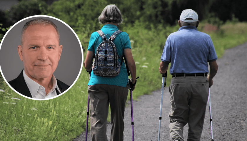 W kółeczku Rafał Kubacki, na zdjęciu głównym para seniorów idzie drogą podpierając się kijkami - seniorów widać od tyłu