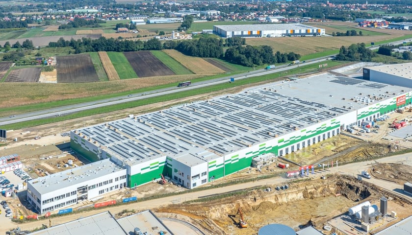 Nowe centrum logistyczne sieci Żabka Polska zostanie uruchomione na początku stycznia 2025 r. w Kątach Wrocławskich