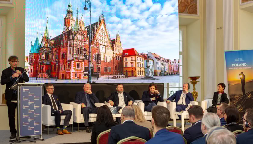 Prezentacja poświęcona Baltic Express podczas konferencji a polskiej ambasadzie w Pradze