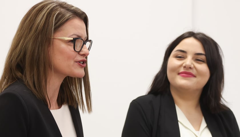 Iwona Cisło i Angelika Dzięgiel-Wiśniewska, Stowarzyszenie Wsparcie