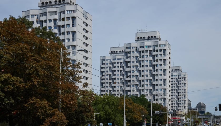 Wiezowce wrocławskiego Manhattanu.