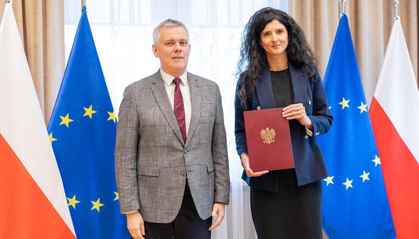 Anna Żabska, nowy wojewoda dolnośląski i Tomasz Siemoniak, minister spraw wewnętrznych i administracji 