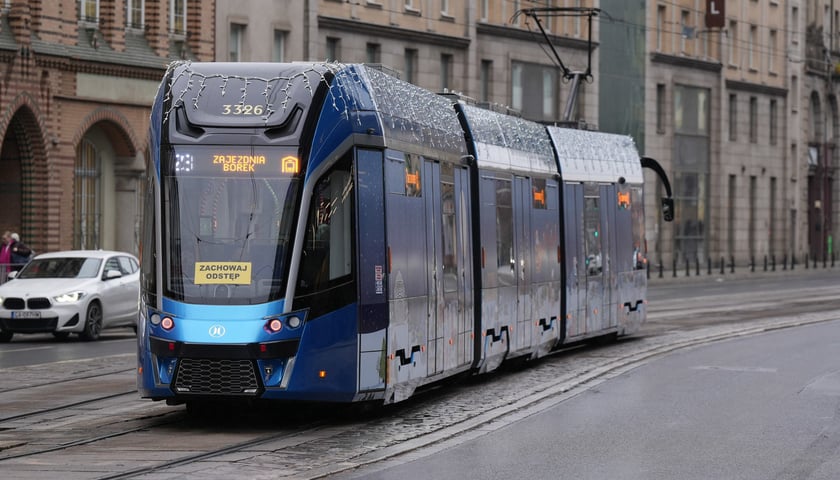 Świąteczny tramwaj MPK na trasie