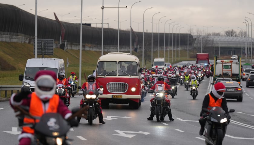 Przejazd Moto Mikołajów przez Wrocław, 07.12.2024