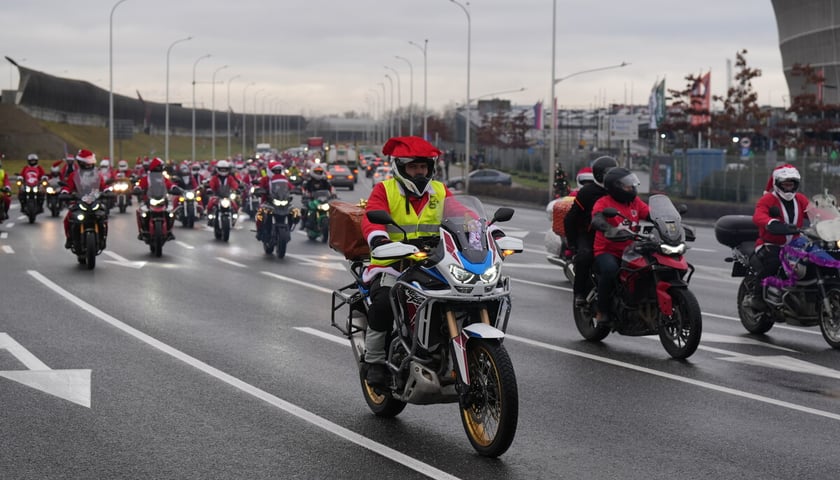 Przejazd Moto Mikołajów przez Wrocław, 07.12.2024