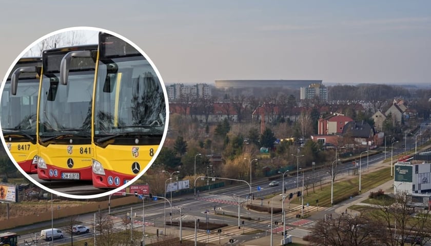 W owalu autobusy miejskie. W tle panorama Koaznowa. Zdjęcie ilustracyjne