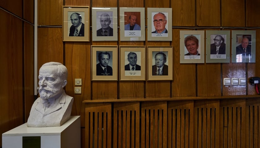 Wnętrza dawnej Kliniki Chururgii Uniwersytetu Medycznego we Wrocławiu