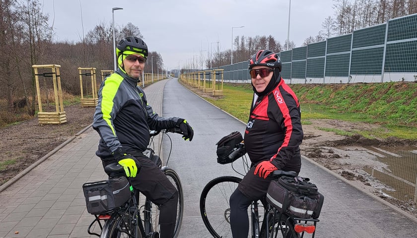 Jarosław Korniewski i Jacek Myszkowski zapraszają 1 stycznia 2025 roku na wspólną przejażdżkę