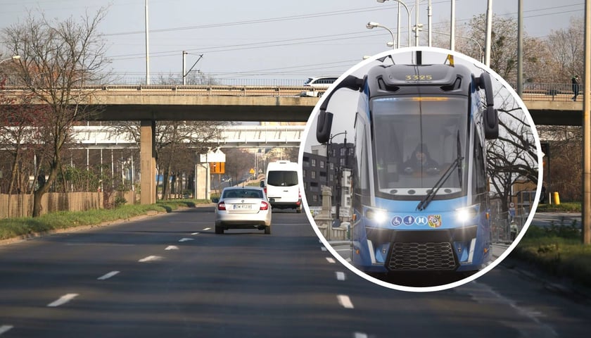 Na dużym zdjęciu widać ul. Krzywoustego, wzdłuż której przebiegać będzie linia tramwajowa na Psie Pole. Małe zdjęcie przedstawia tramwaj MPK 