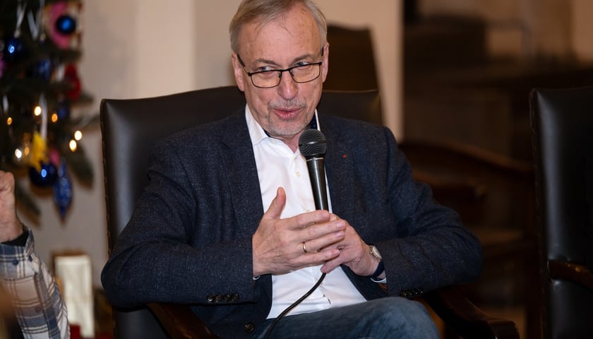Premiera książki „Urządzamy Wrocław na nowo. Rada Miejska Wrocławia 1990-1994”. Bogdan Zdrojewski, w latach 1990-2001 prezydent Wrocławia, a dzisiaj europoseł