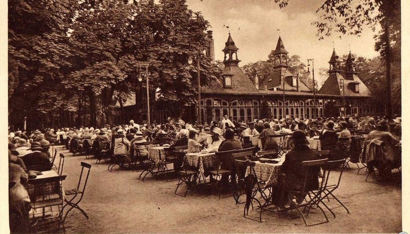 Ogród restauracji Szwajcarka. Lata 1925–1930. Zdjęcie archiwalne