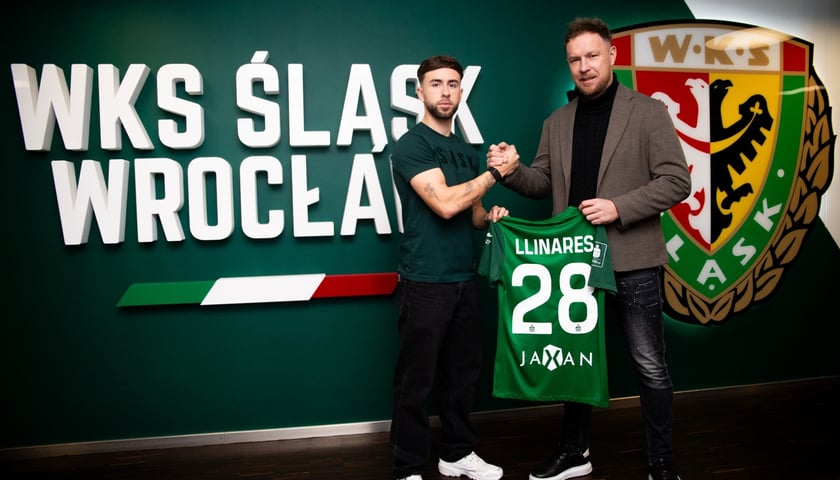 Marc Llinares i dyrektor sportowy Rafał Grodzicki