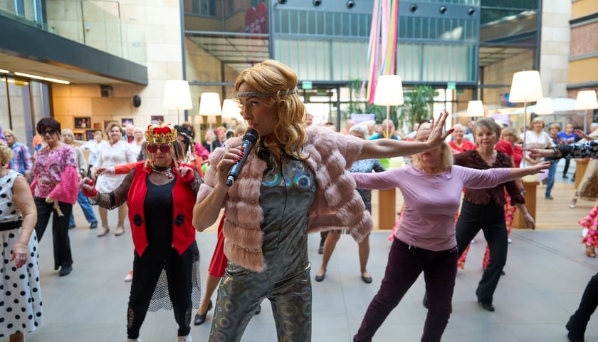Dzień Babci i Dziadka w rytmie disco, Wrocławski Teatr Capitol