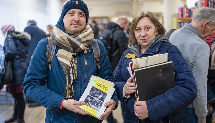 Kiermasz książek w bibliotece przy ul. Szewskiej 78 we Wrocławiu