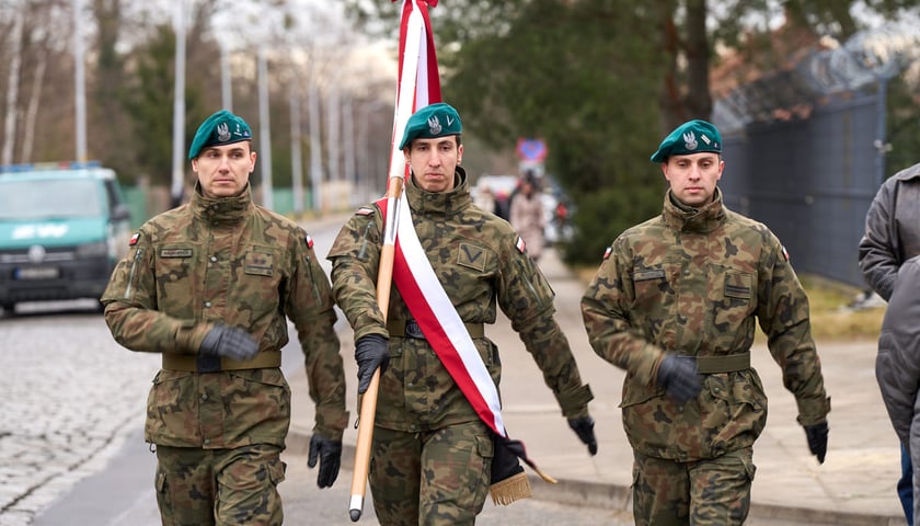 <p>Uroczystości upamiętniające ofiary marszu śmierci. Wrocław, Leśnica, 23.01.2025</p>