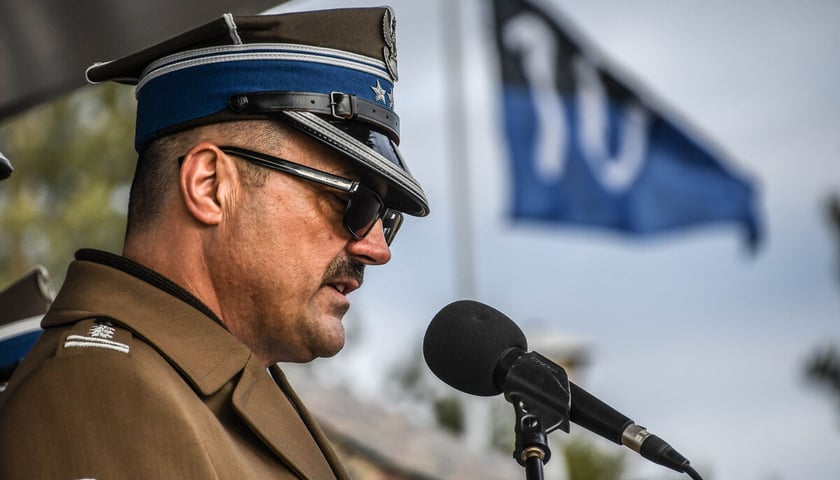 Uroczystość przekazania obowiązków dowódcy 10 Wrocławskiej Brygady Łączności. Wrocław, 29.01.2025. Na zdjęciu nowy dowódca Brygady, płk Dariusz Pawelec