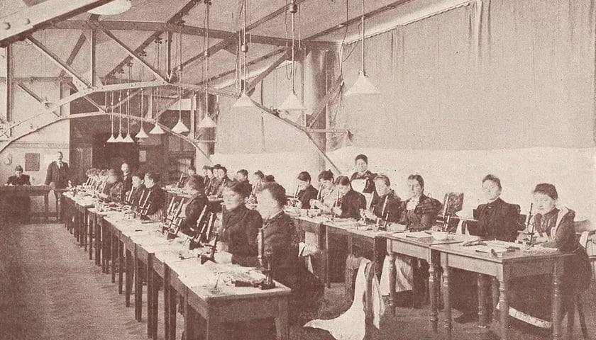Stanowiska kontroli jakości mięsa. Lata 1896–1900. Zdjęcie archiwalne