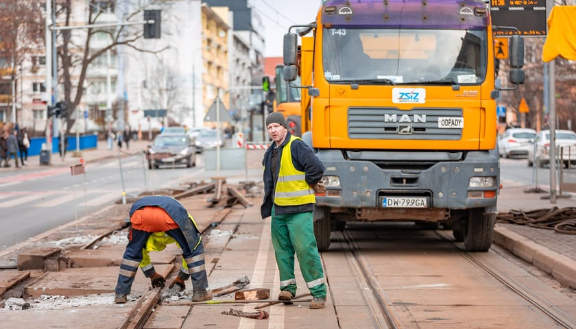 Remont torowiska na ul. Kołłątaja we Wrocławiu, 01.02.2025