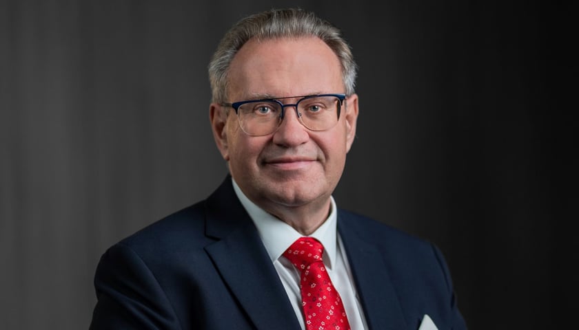 Prof. Jacek Szepietowski 