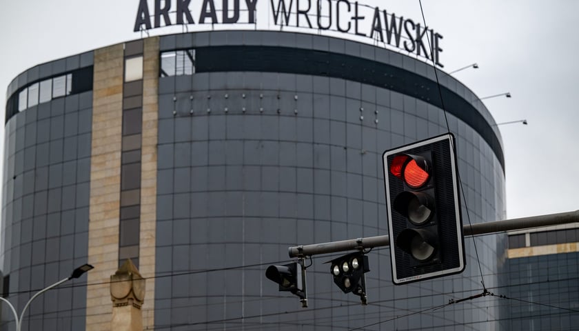 Budynek Arkad Wrocławskich tuż przed rozbiórką - 5.02.2025