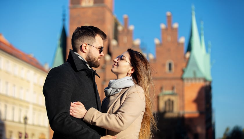 Para na wrocławskim Rynku, zdjęcie ilustracyjne