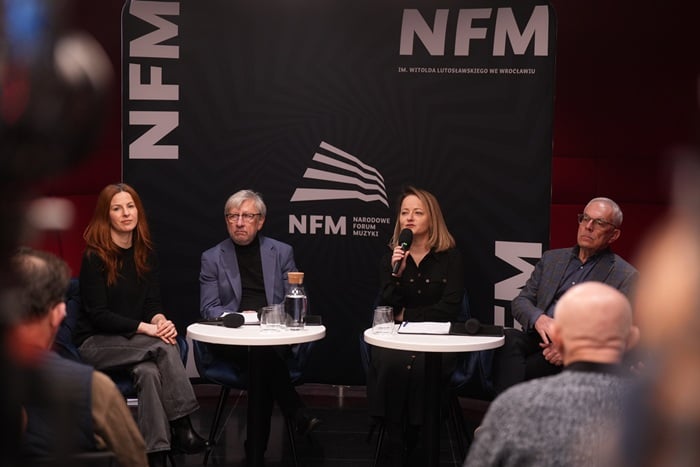 Od lewej: Jolanta Galary - koordynatorka festiwalu Wratislavia Cantans, Andrzej Kosendiak - dyrektor artystyczny festiwalu, Olga Humeńczuk - dyrektorka Narodowego Forum Muzyki, Jerzy Pietraszek - dyrektor Wydziału Kultury Urzędu Miejskiego Wrocławia