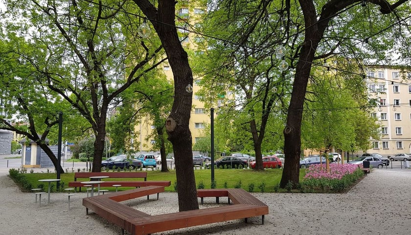 Skwer Adolfa Marii Bocheńskiego.