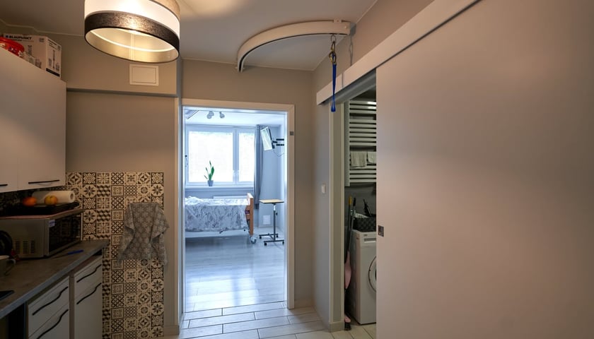Adaptacja mieszkania na potrzeby opieki wytchnieniowej we Wrocławiu.