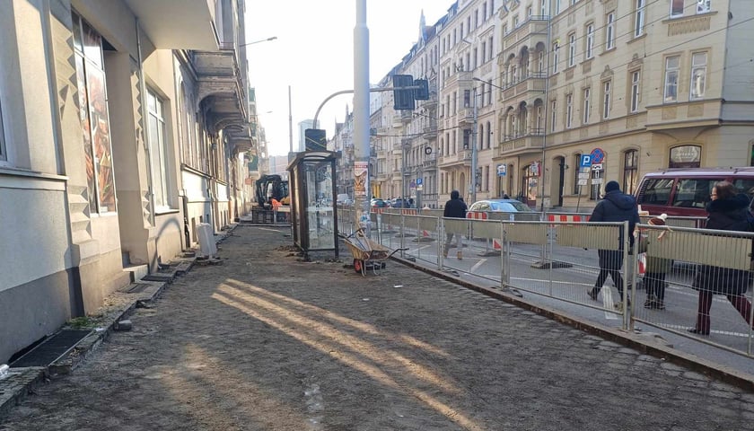 Przebudowa przystanków na ul. Piastowskiej