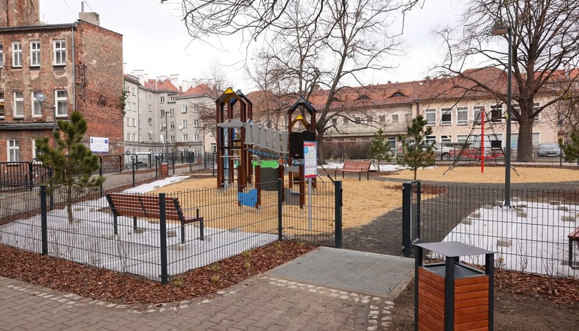 Wyremontowane podwórko w kwartale Jaracza – Orzeszkowej – Wyszyńskiego - Nowowiejska
